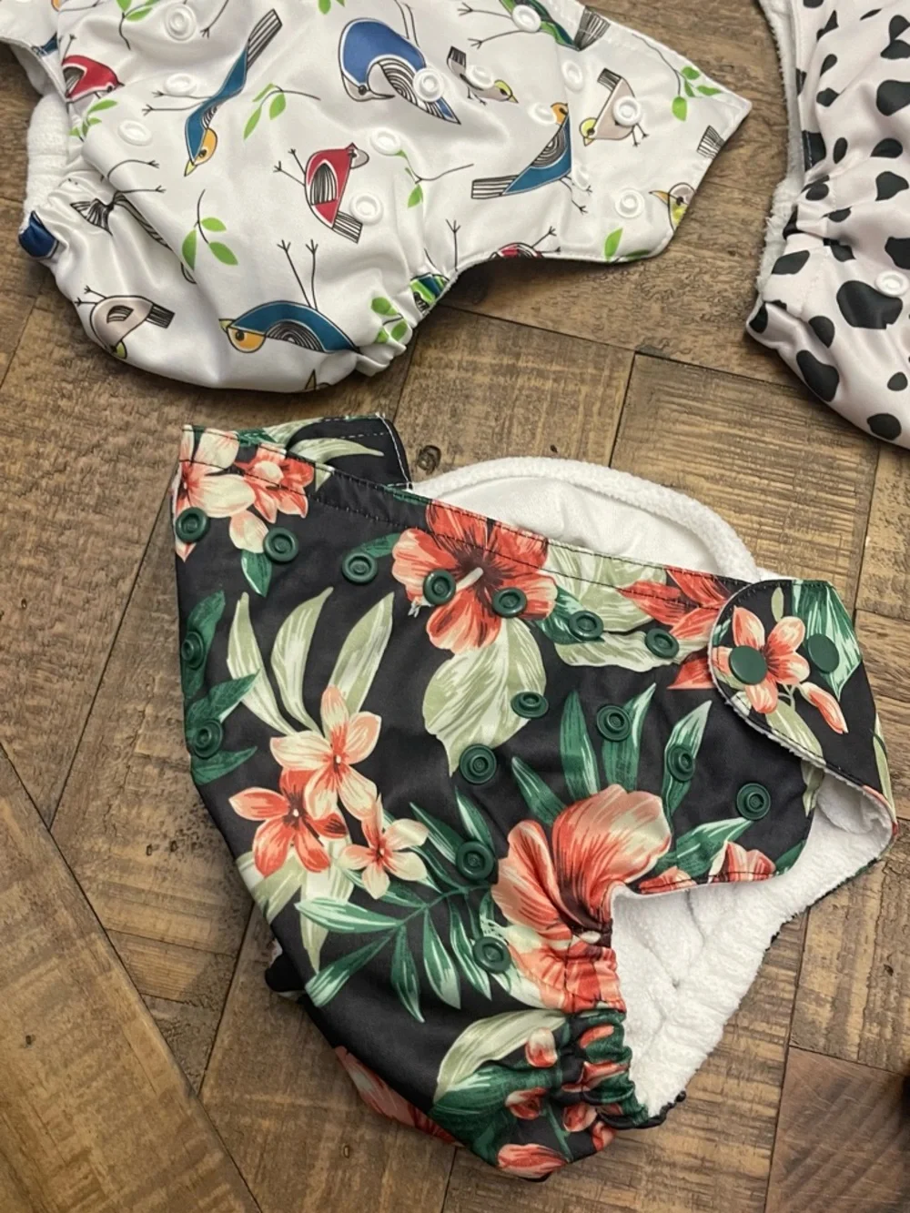 Sunbaby reusable cloth baby diapers with adjustable snaps to grow with baby